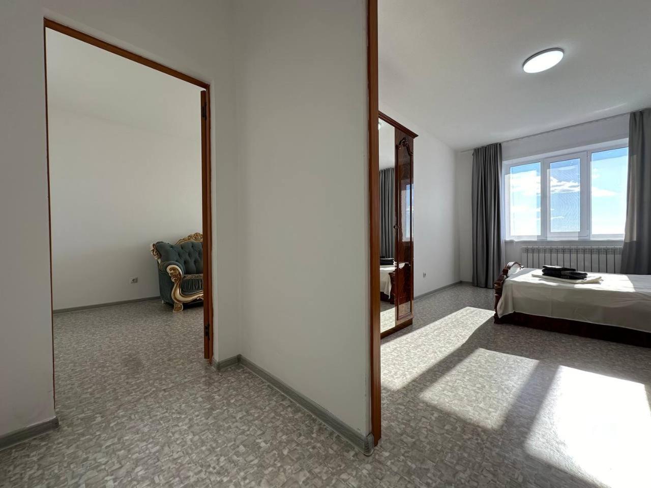Apartment новостройка 12 этаж, горького 8 *